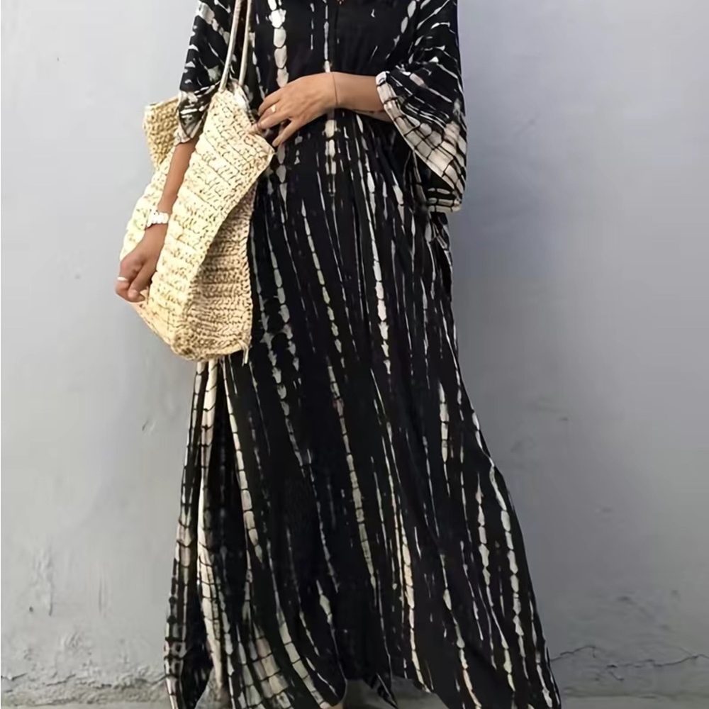 Black and white Caftan - Picture 7 of 9